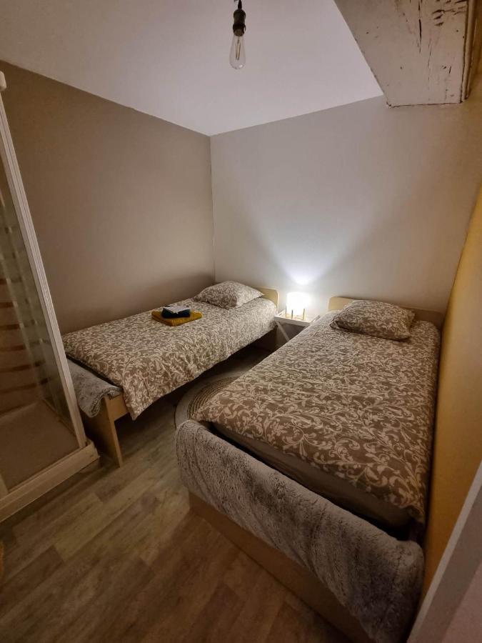 Petit Cocon Quartier Historique Chaumont Apartment โชมง ภายนอก รูปภาพ